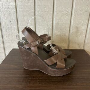 Kork Ease Ava Wedge Heel, size 8.